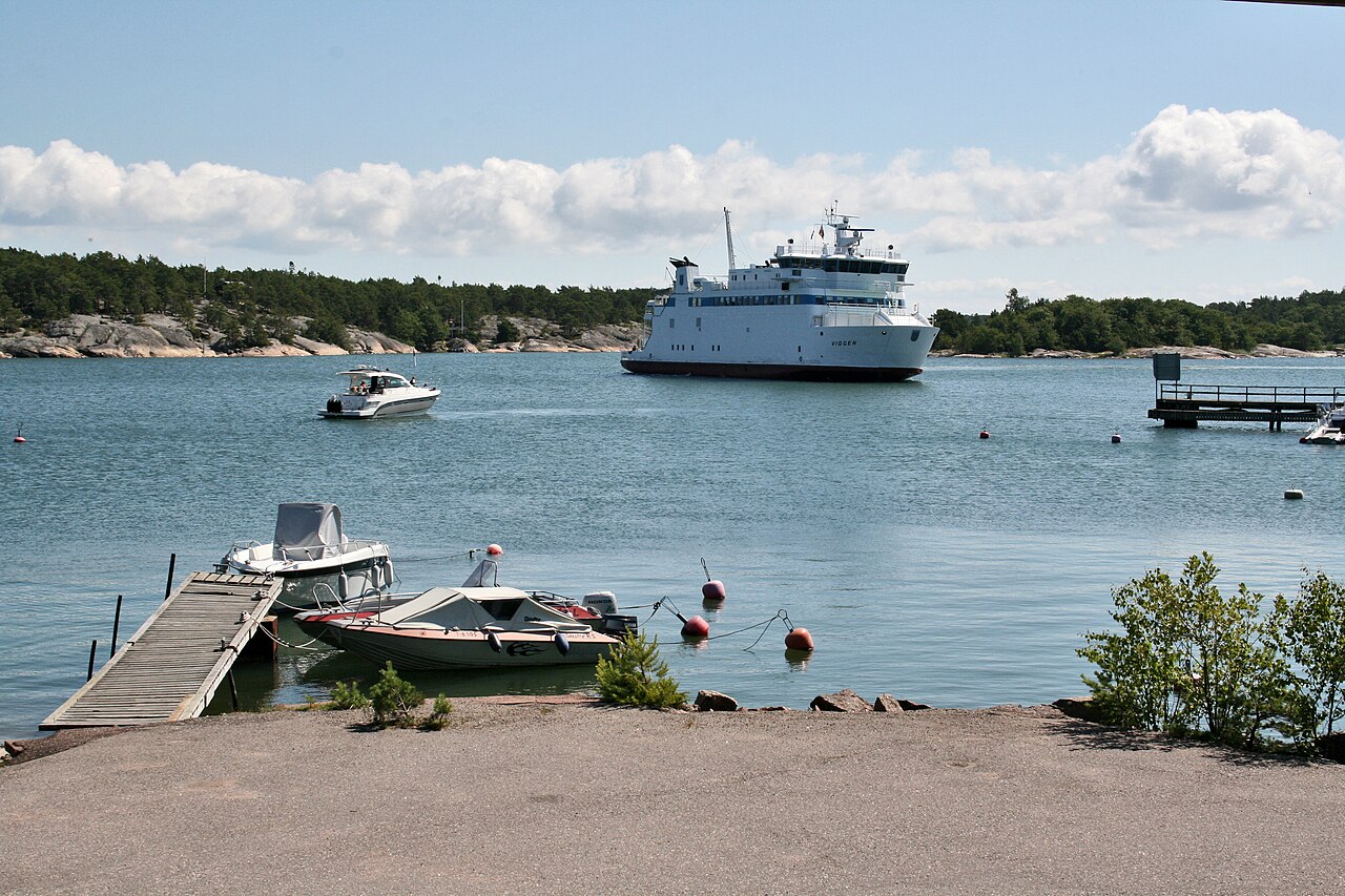 Lautta Vuosnainen – Iniö ja Brändö